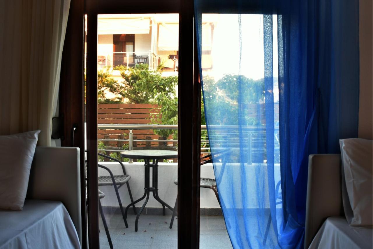 Theano Studios Paralia Sikias Extérieur photo