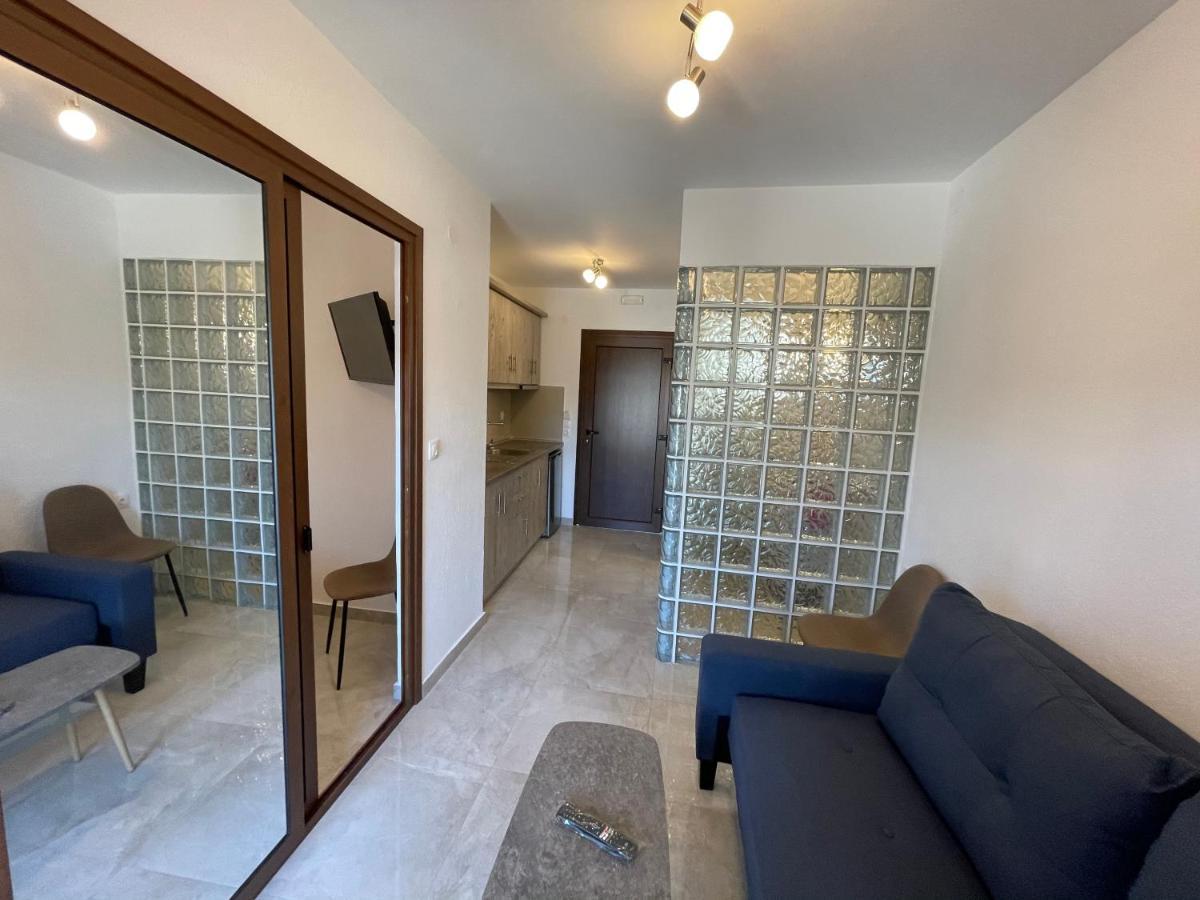 Theano Studios Paralia Sikias Extérieur photo