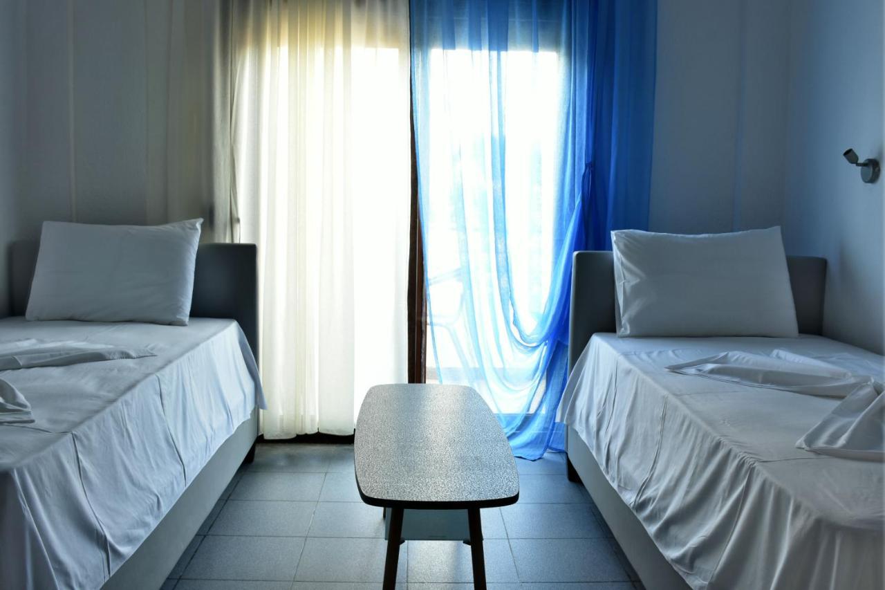 Theano Studios Paralia Sikias Extérieur photo
